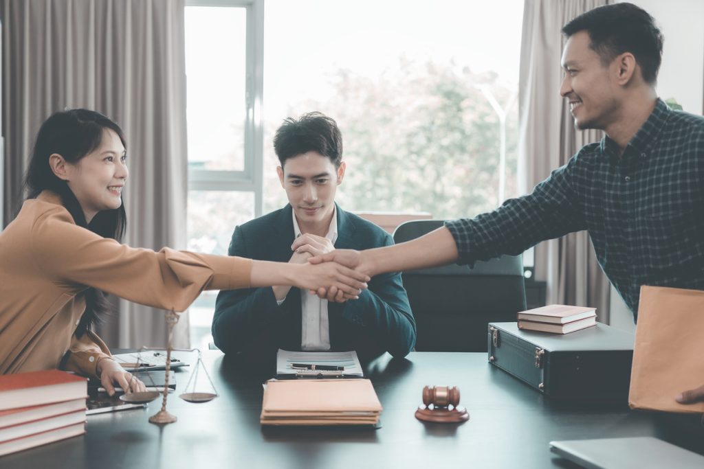 choosing between mediation vs collaborative law
